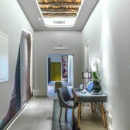 Barberini Luxury לינה וארוחת בוקר רומא