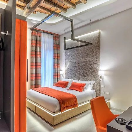 לינה וארוחת בוקר Barberini Luxury 3*
