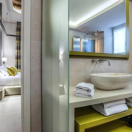 Barberini Luxury 3* רומא